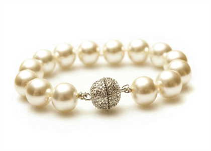 Gold Plated Womens Pearl Bracelet